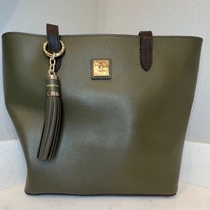 Dooney & Bourke Hadley Tote